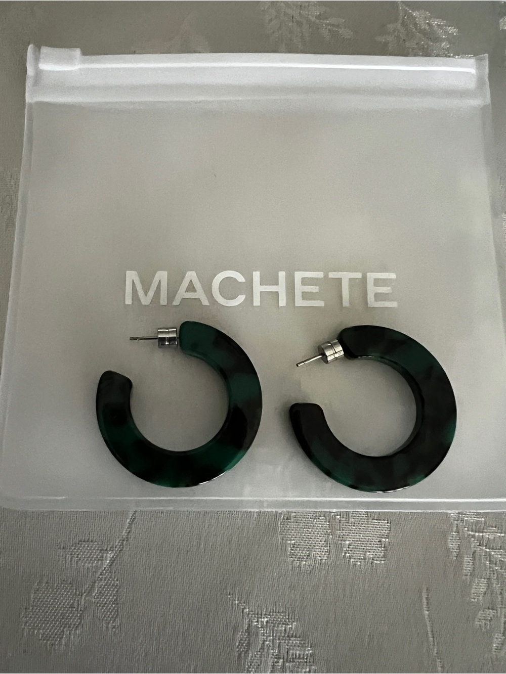 Machete Kate Hoop Earrings